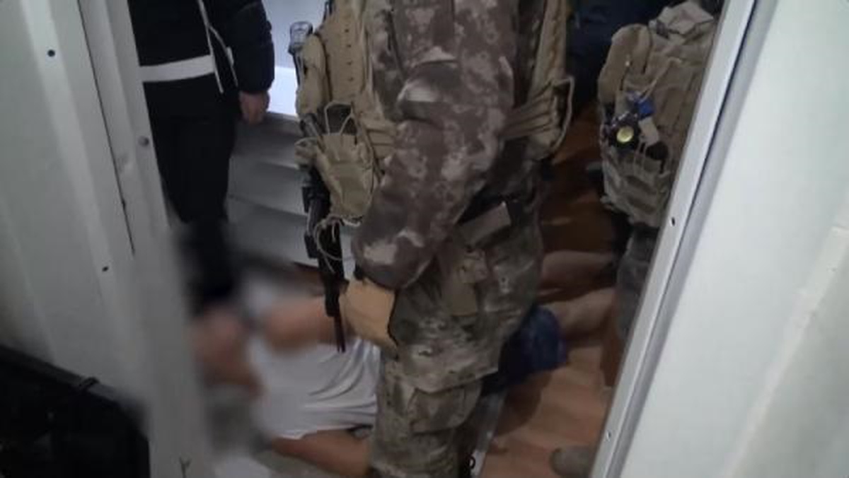 Sibergöz-21 Operasyonunda 156 Şüpheli Yakalandı