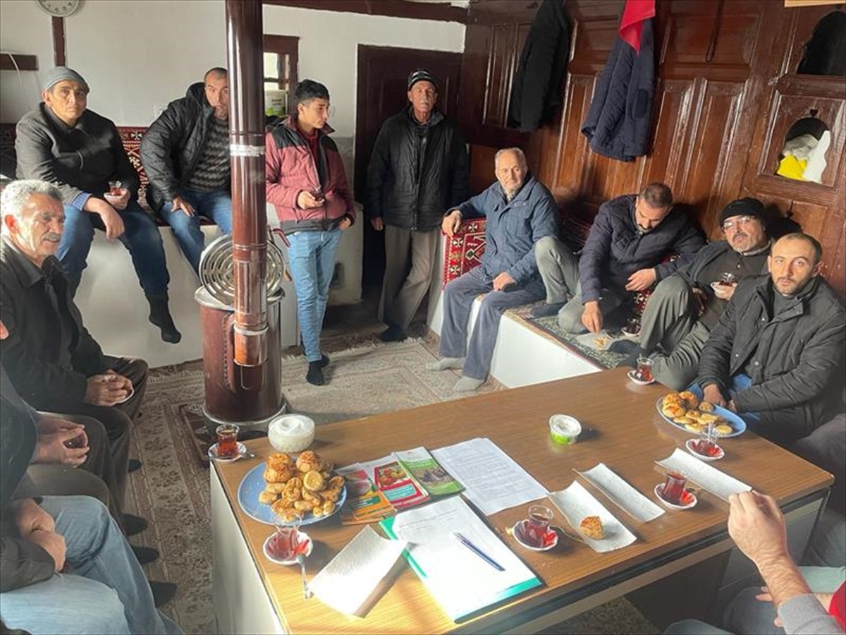 Yozgat Tarım ve Orman İl Müdürlüğü, Köylerde Çiftçi Eğitim Programları Düzenliyor