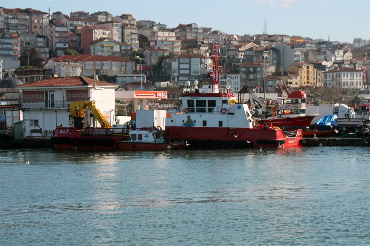 Zonguldak\'ta batan geminin kayıp mürettebatı için arama çalışmaları devam ediyor