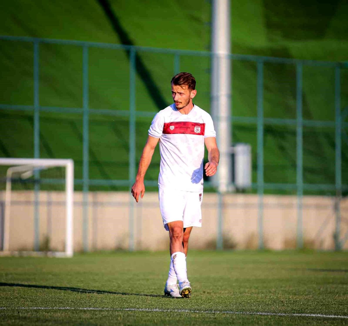 Hatayspor, Abdulkadir Parmak\'ı kadrosuna kattı