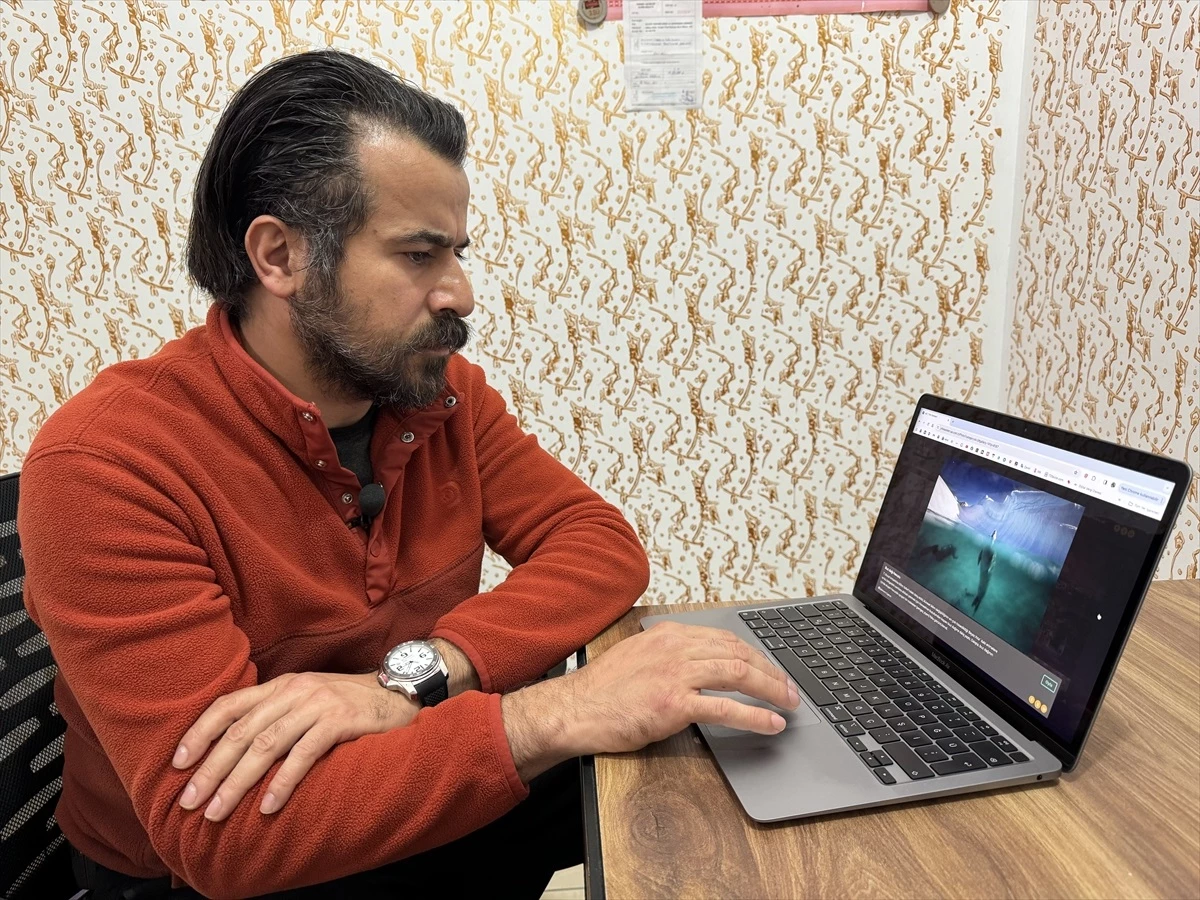 Depremde Arama Kurtarma Çalışmalarında Görev Alan Kahramanmaraşlı Gönüllü Mustafa Aydın, AA Yılın Kareleri Oylamasına Katıldı