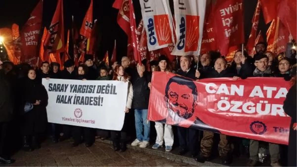 TİP Milletvekilinin Düşürülmesi Kararı Beşiktaş Meydanı\'nda Protesto Edildi