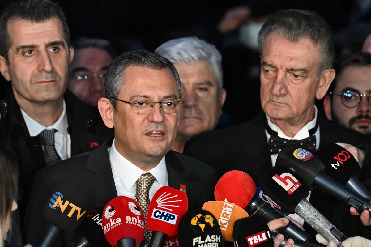CHP Genel Başkanı Özgür Özel, Can Atalay\'ın milletvekilliğinin düşürülmesini eleştirdi