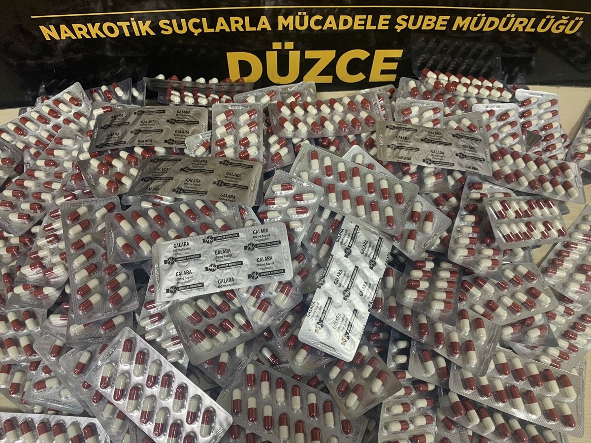 Düzce\'de 2 bin 240 uyuşturucu hap ele geçirilen şüpheli tutuklandı