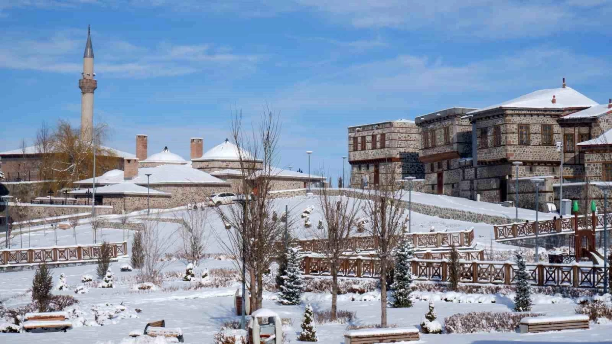 Erzurum\'da Soğuk Hava Etkisini Artırıyor