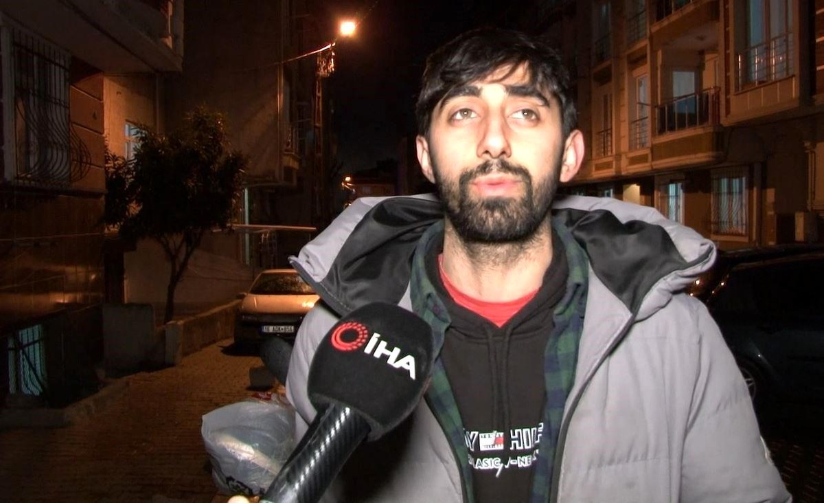 Esenyurt\'ta Kuryenin Telefonu Çalındı