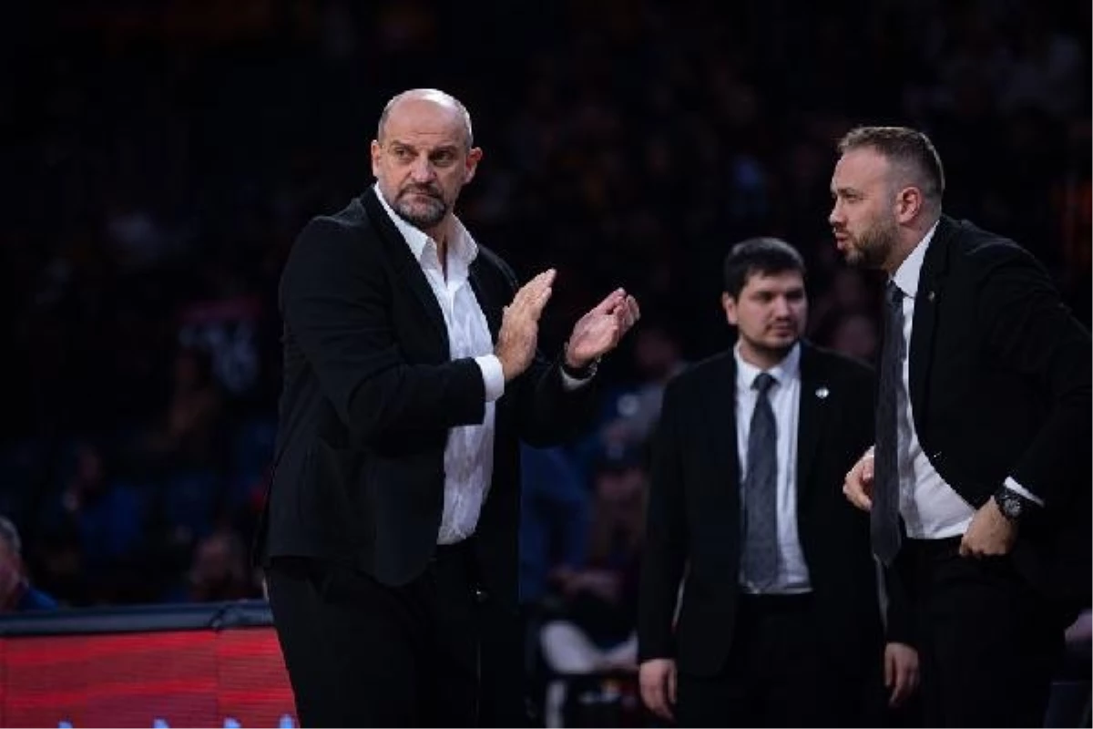 Galatasaray Ekmas, Başantrenör Zvezdan Mitrovic ile Yollarını Ayırdı