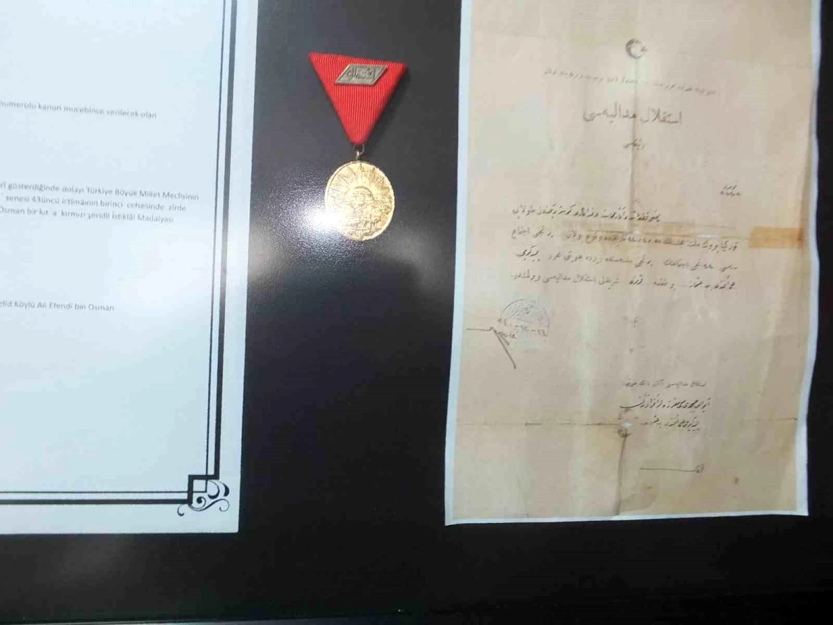 Burhaniye\'de İstiklal Madalyası Gururu