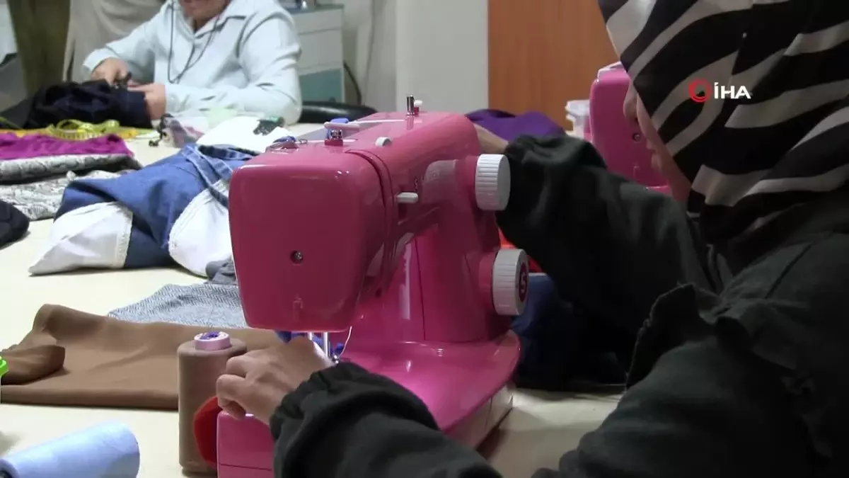 Niğde Halk Eğitim Merkezinde Dikim Kursu Açıldı