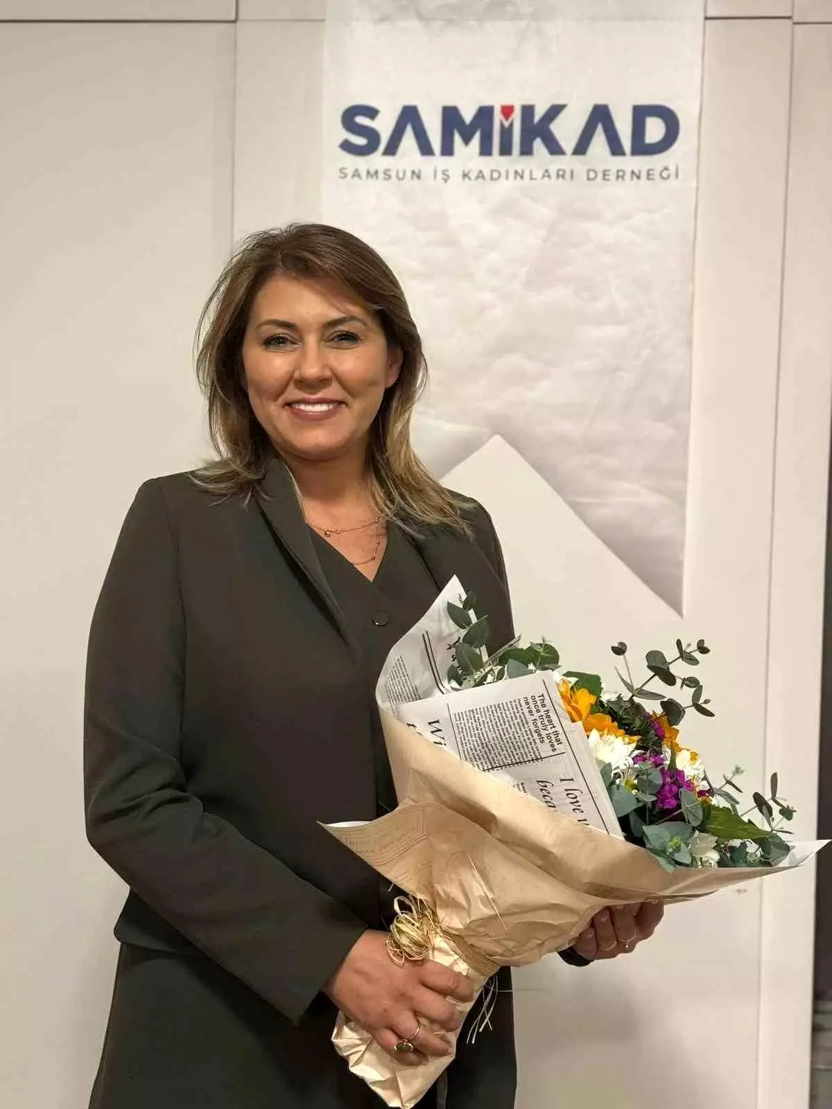 Şehnaz Dereli, Samsun İş Kadınları Derneği\'nin yeni başkanı seçildi