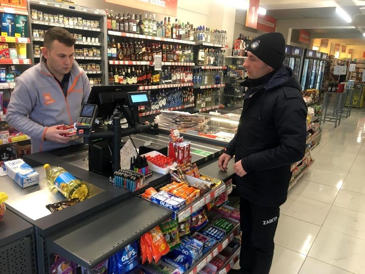 Sandıklı\'da Marketlerde Denetim Yapıldı