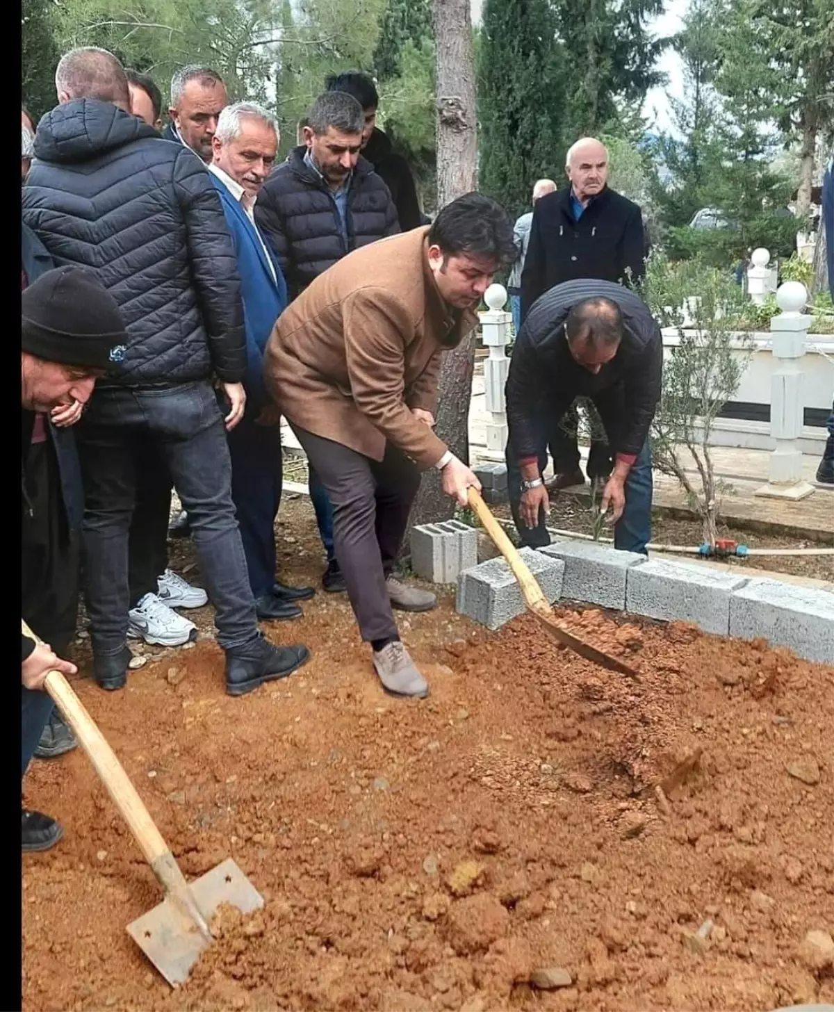 Şehit Jandarma Astsubayın Babası Ahmet Gür Toprağa Verildi