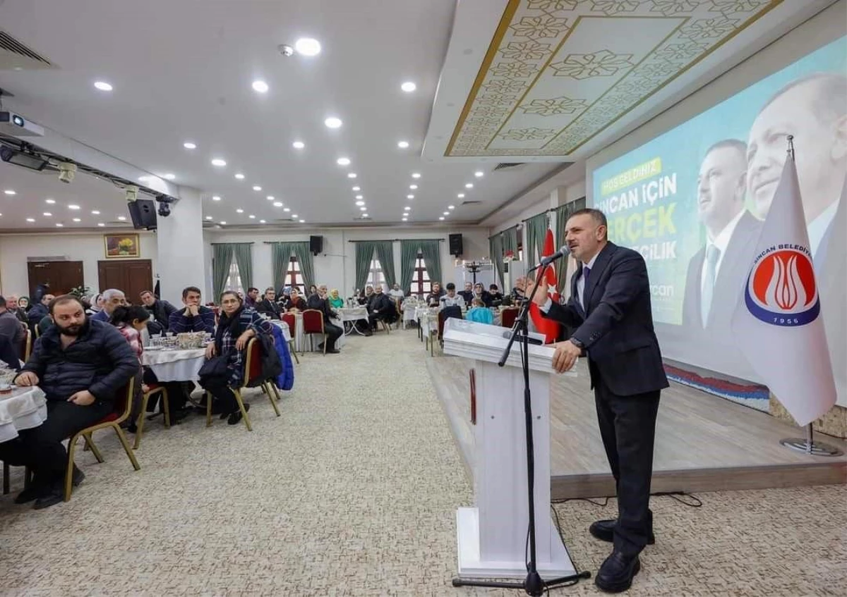 Sincan Belediye Başkanı Murat Ercan, mahalle muhtarlarına teşekkür etti
