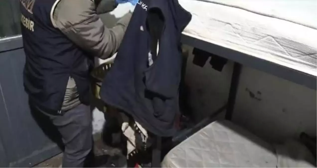 Balıkesir'de PKK/PYD Üyeleri Yakalandı