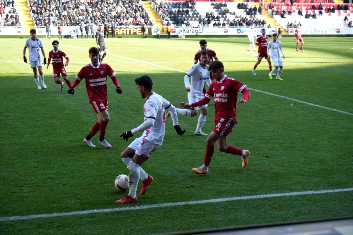 24Erzincanspor, Somaspor\'u 2-0 mağlup etti