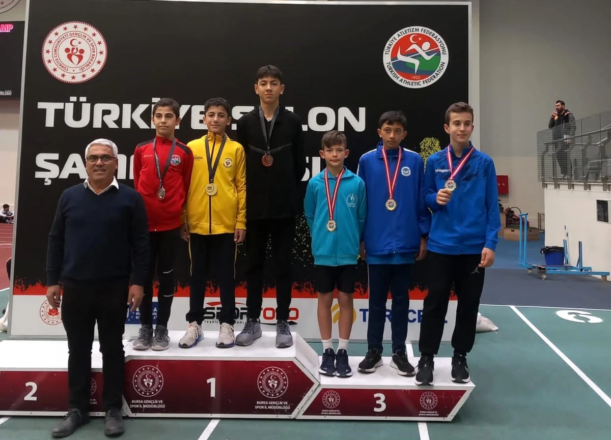 Yüreğir Belediyespor Kulübü, U-14 Türkiye Salon Atletizm Şampiyonası\'nda başarılı oldu
