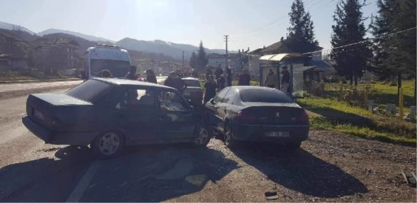 Zonguldak\'ta kaza: 3 kişi yaralandı