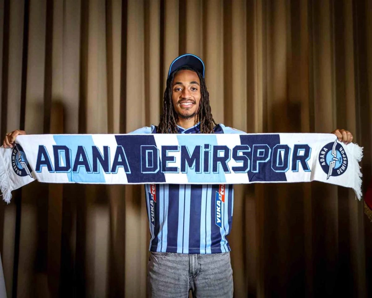Adana Demirspor, Olympique Lyon\'un genç golcüsü Breyton Fougeu ile sözleşme imzaladı