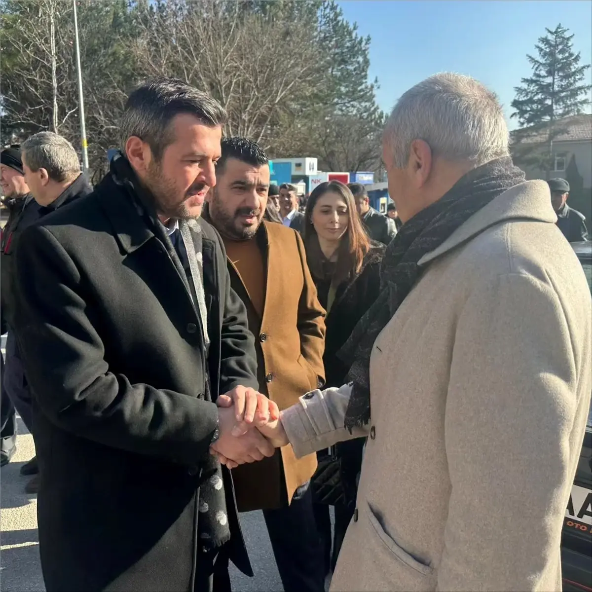 AK Parti Karabük Belediye Başkan adayı Özkan Çetinkaya, vatandaş ve esnaf ziyaretlerinde bulundu