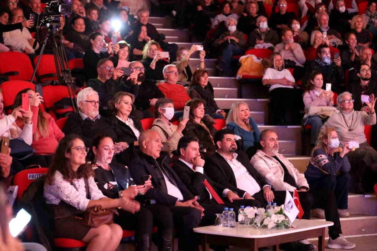 Bodrum Belediye Başkanı Ahmet Aras Bodrum Kitap Günlerine Katıldı