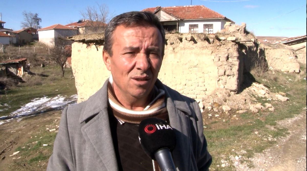 Ankara\'da markette çıkan bıçaklı kavgada ölen şahsın akrabası, borç verdiği parayı geri almak istediği için öldürüldü