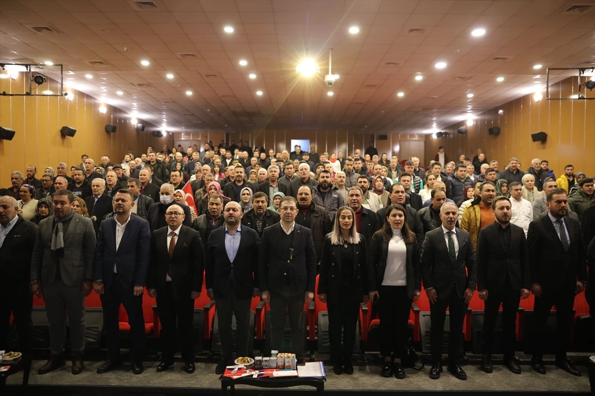 Cumhur İttifakı\'nın Mersin Büyükşehir Belediye Başkan adayı Serdar Soydan, Erdemli ilçesinde AK Parti ve MHP\'nin mahalle başkanlarıyla buluştu
