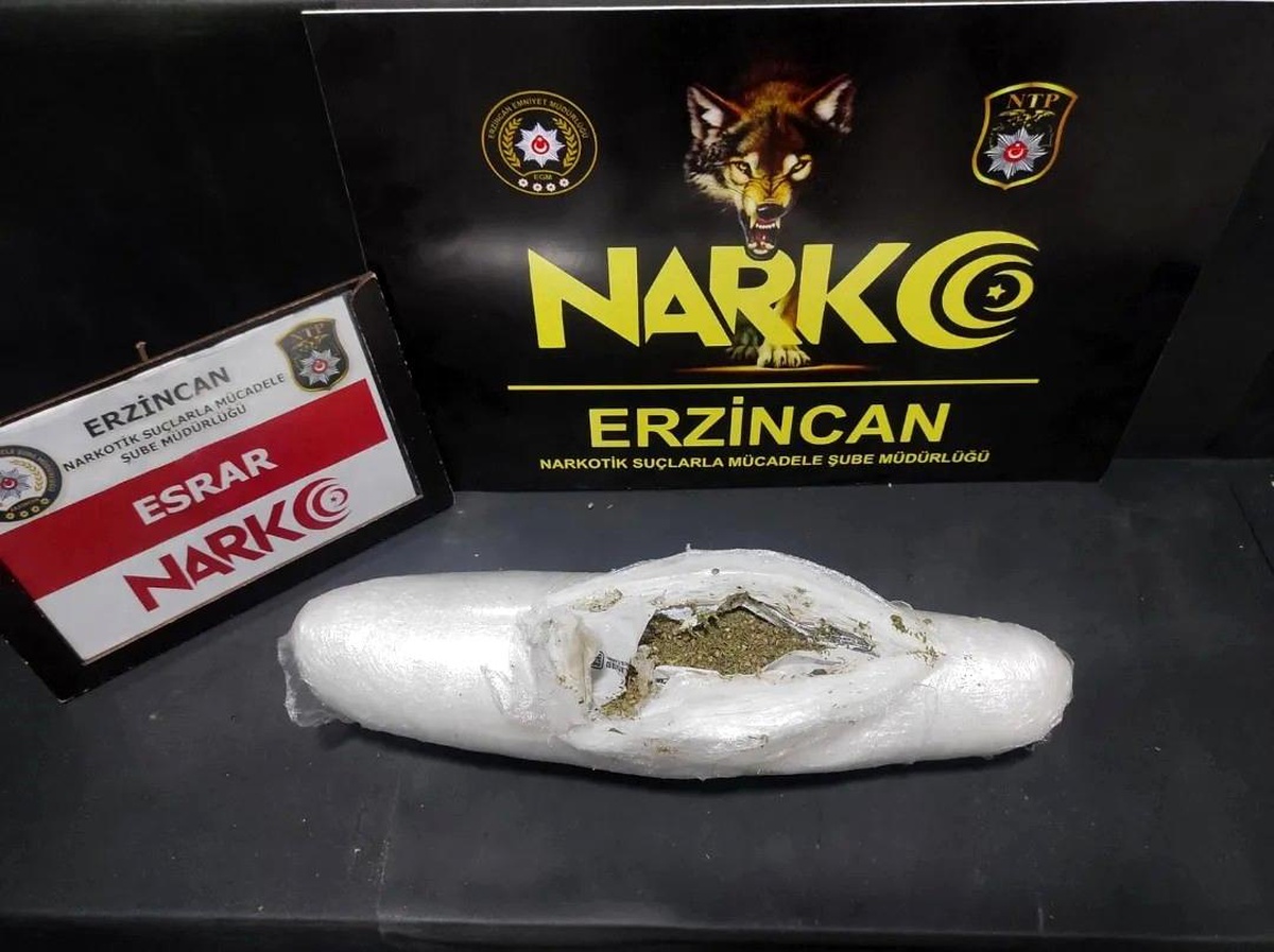 Erzincan\'da Uyuşturucu Operasyonu: 766,65 Gram Esrar Ele Geçirildi
