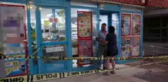 Antalya'da Uyuşturucu Etkisindeki Adam Eşini Bıçaklayarak Öldürdü