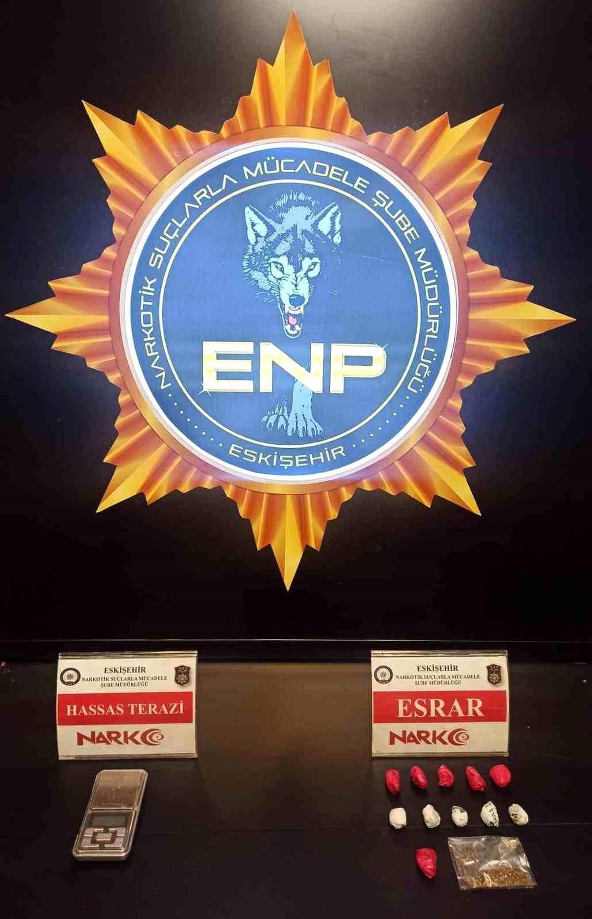 Eskişehir\'de torbacılara yönelik operasyonda 4 şüpheli tutuklandı