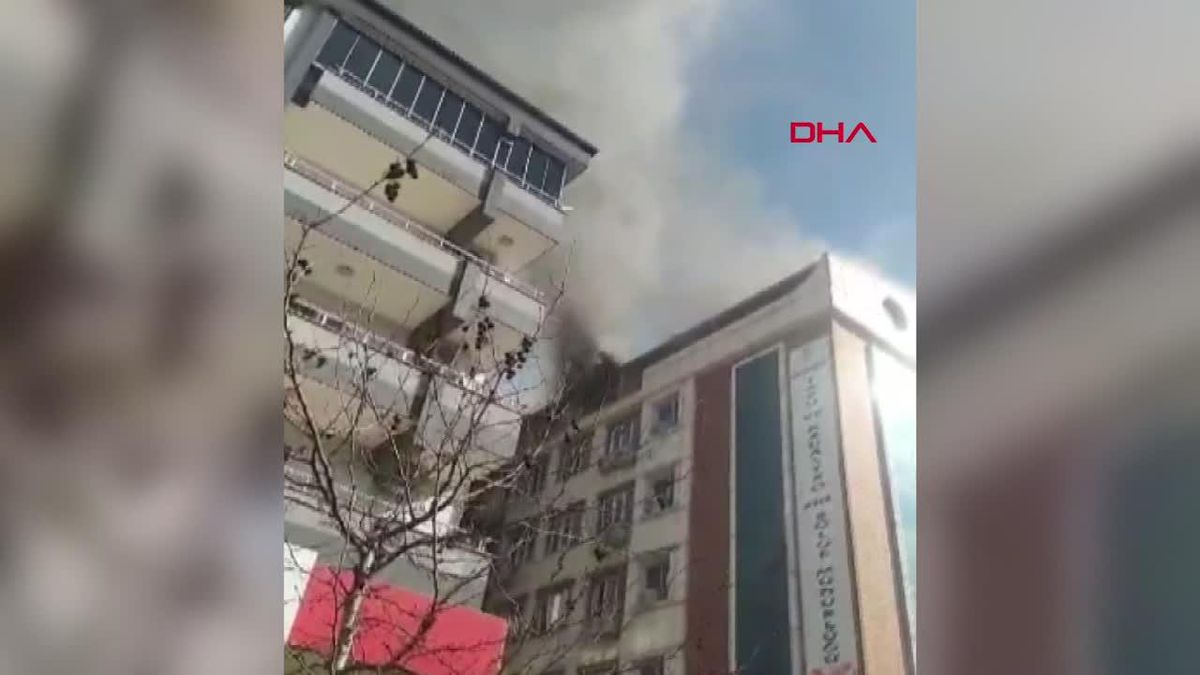 Gaziantep\'te Tapu ve Kadastro Bölge Müdürlüğü\'nün hizmet binasında yangın çıktı