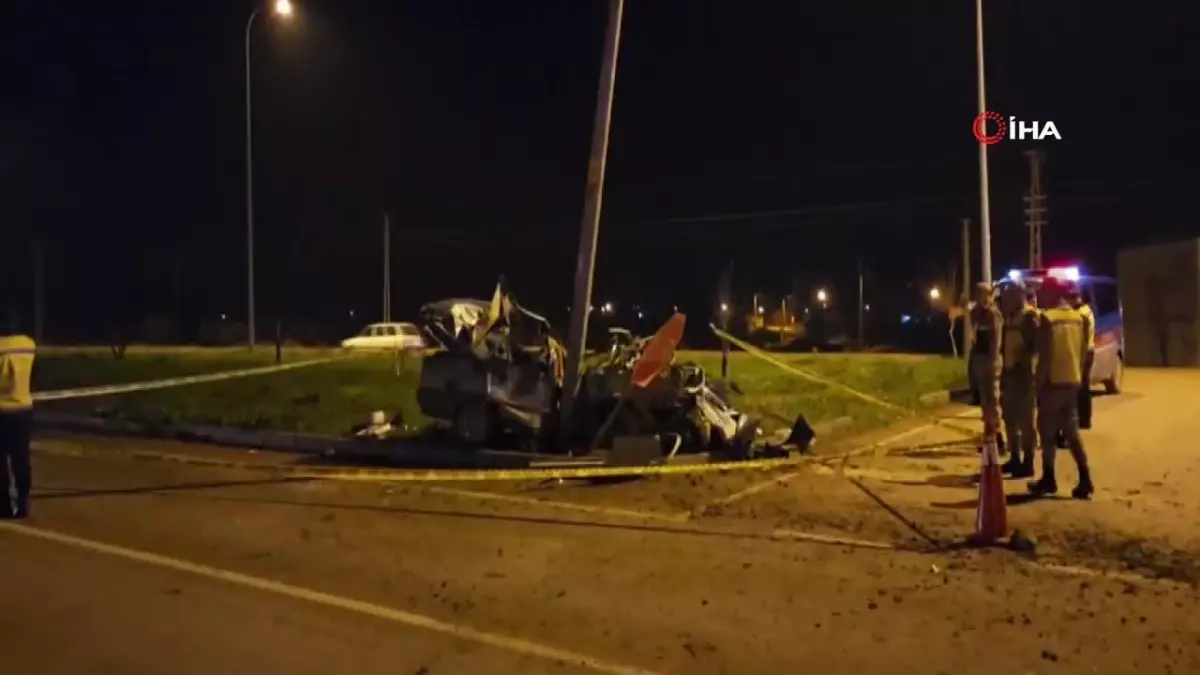 Hurdaya dönen otomobil, sürücüsüne mezar oldu