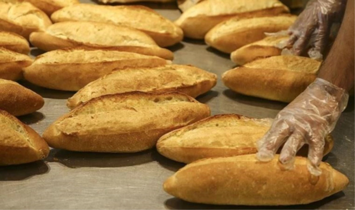 İzmir\'de ekmek gramajı ve fiyatında artış yapıldı