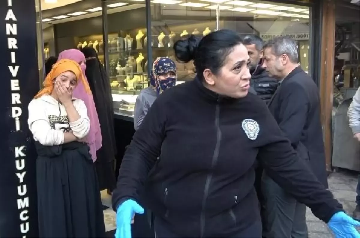 Adana'da Kuyumcuya Giren 5 Kadın Altın Çalmaya Kalkıştı