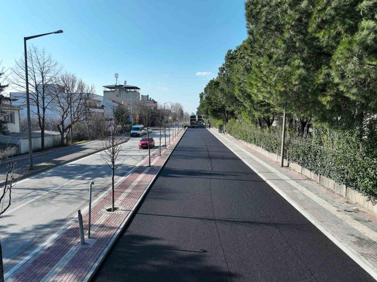 Bursa Büyükşehir Belediyesi Panayır Yolu Caddesini Sağlıklaştırdı
