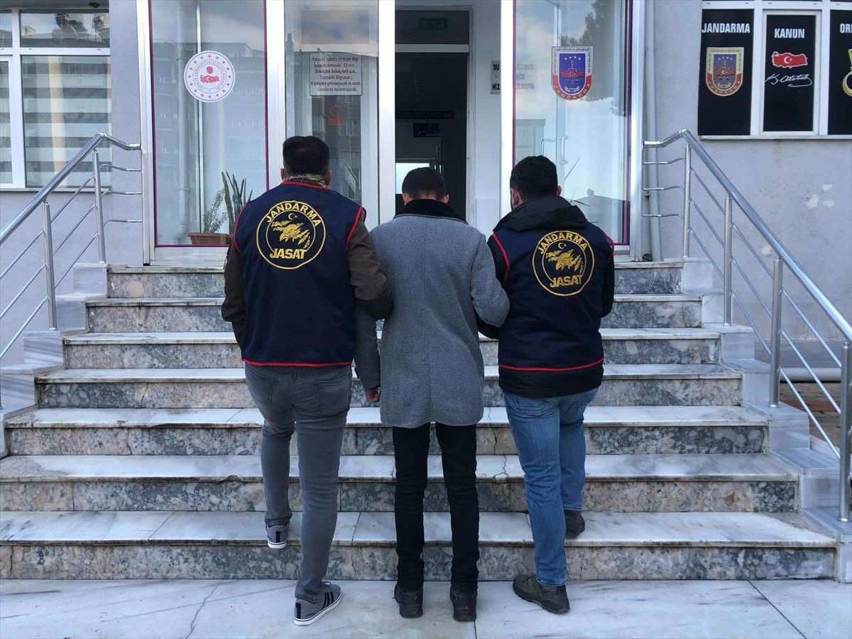 Samsun\'da hakkında kesinleşmiş hapis cezası bulunan hükümlü yakalandı
