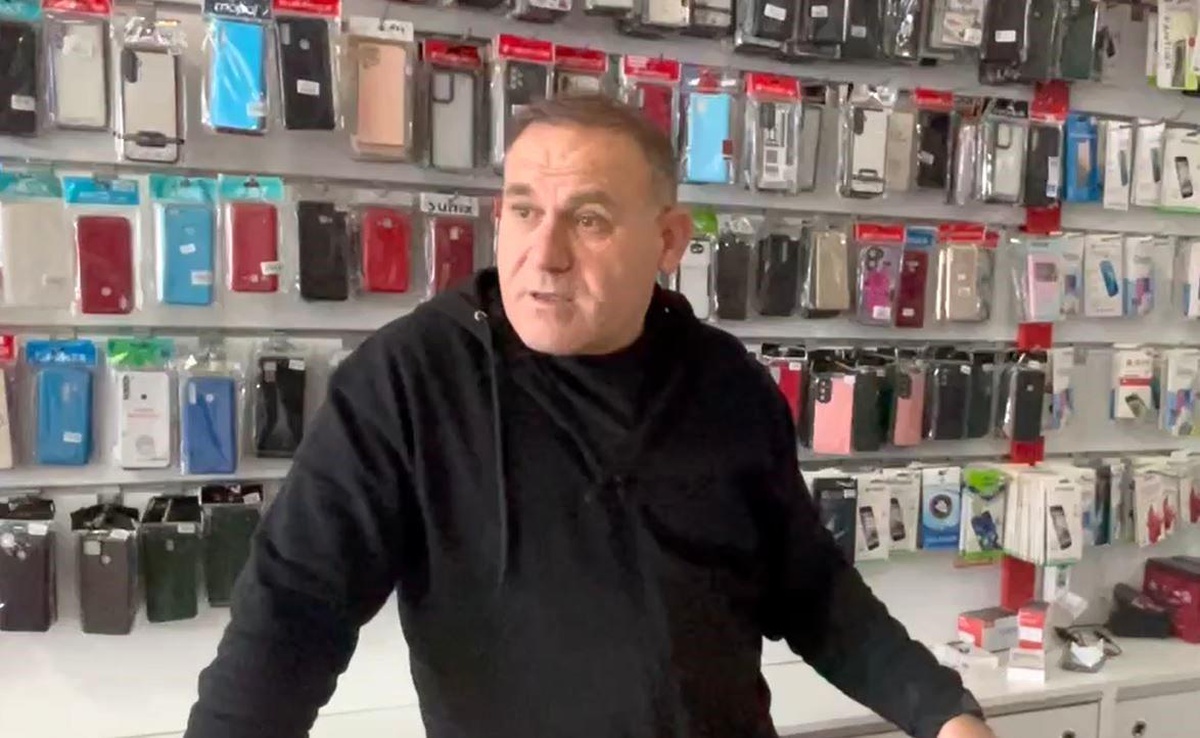 Alanya\'da Tablet Bakmak İçin Giren Şahıs 30 Bin TL Değerindeki Telefonları Çaldı