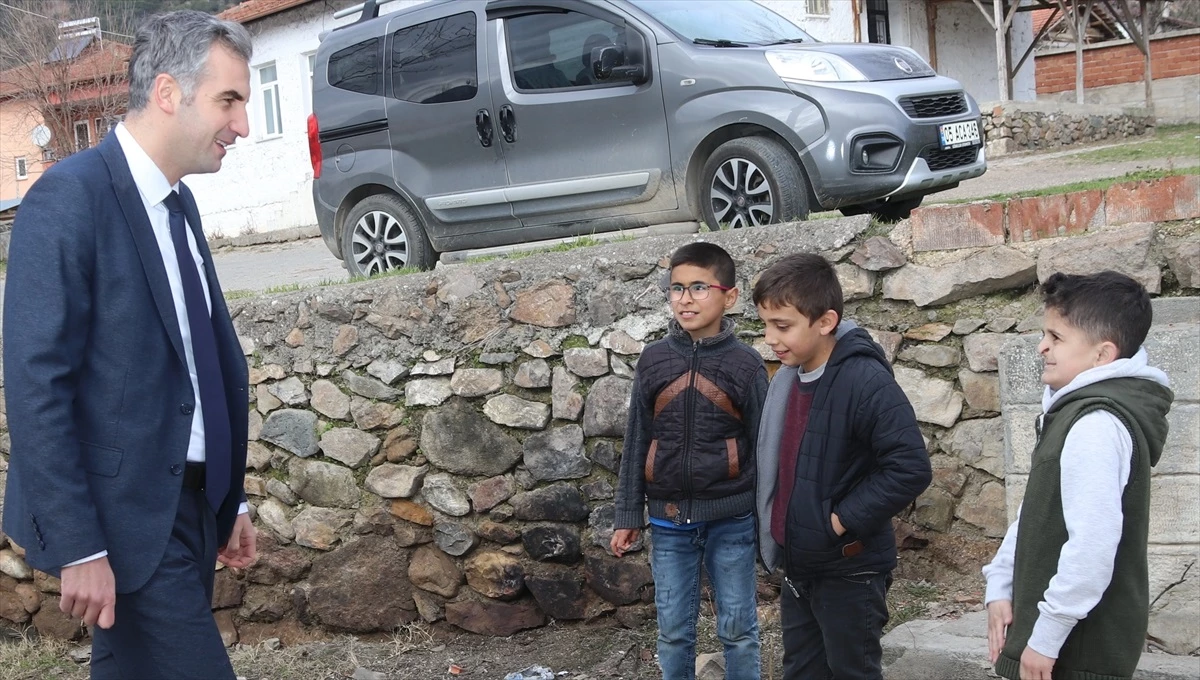 Taşova Kaymakamı Efe Kılıç Ilıca ve Durucasu köylerini ziyaret etti
