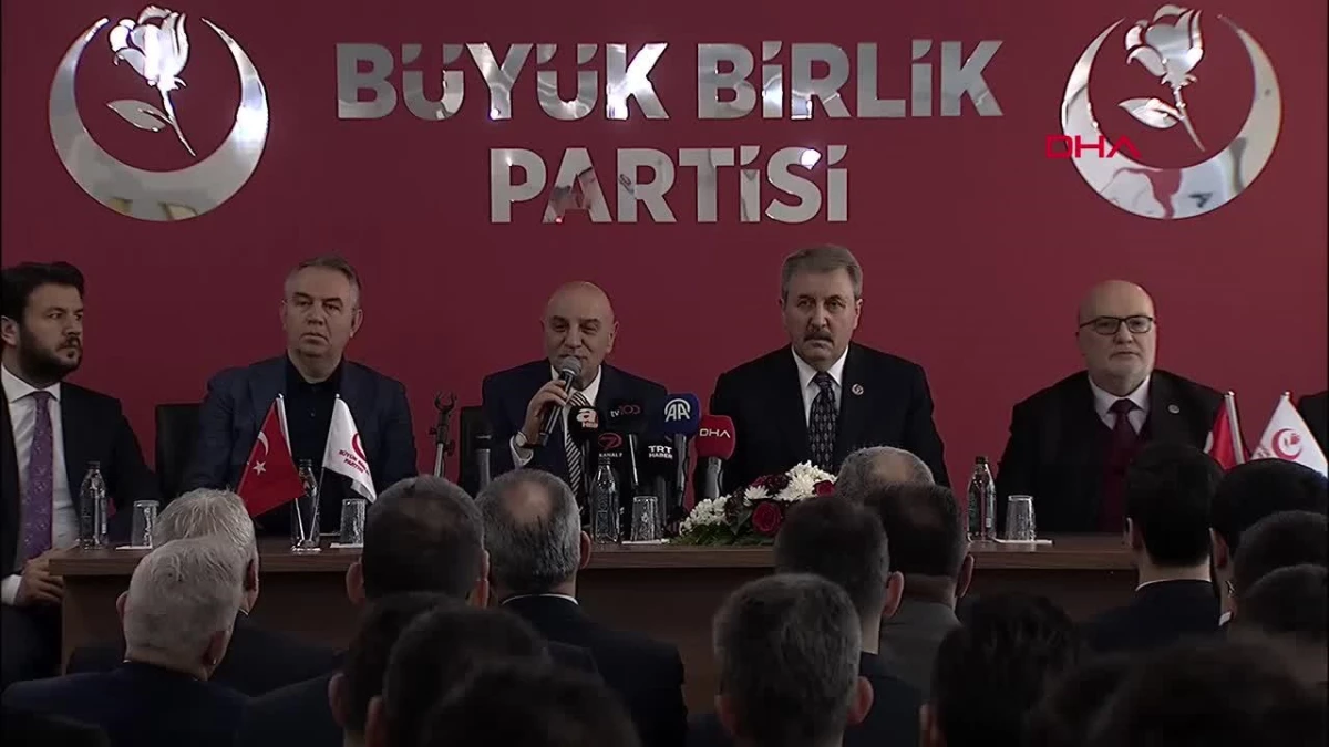 Turgut Altınok, BBP Genel Başkanı Mustafa Destici\'yi ziyaret etti