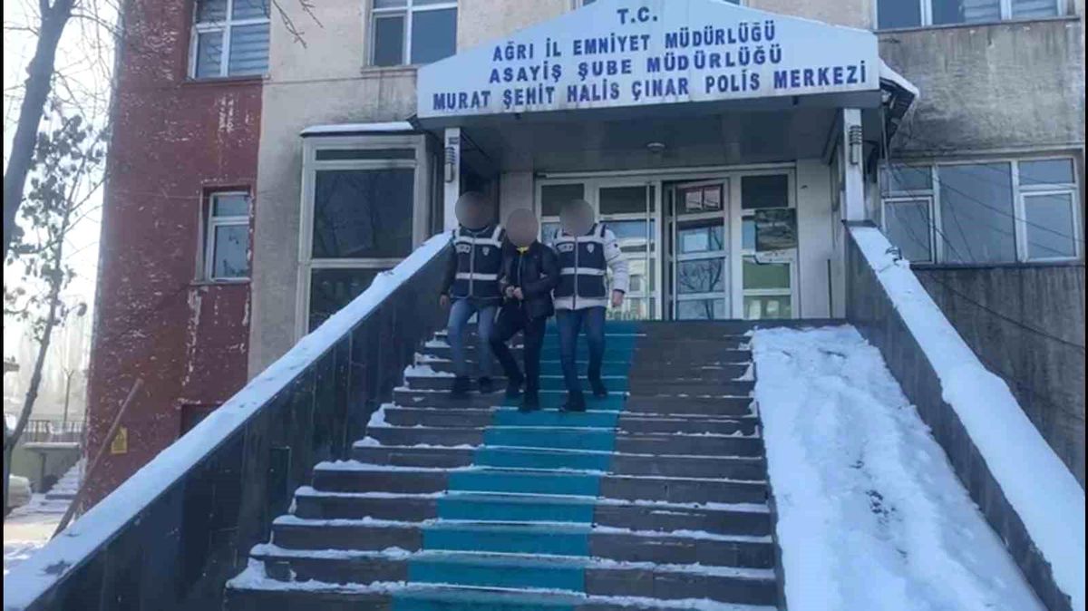 Ağrı\'da 24 yıl hapis cezası bulunan firari yakalandı