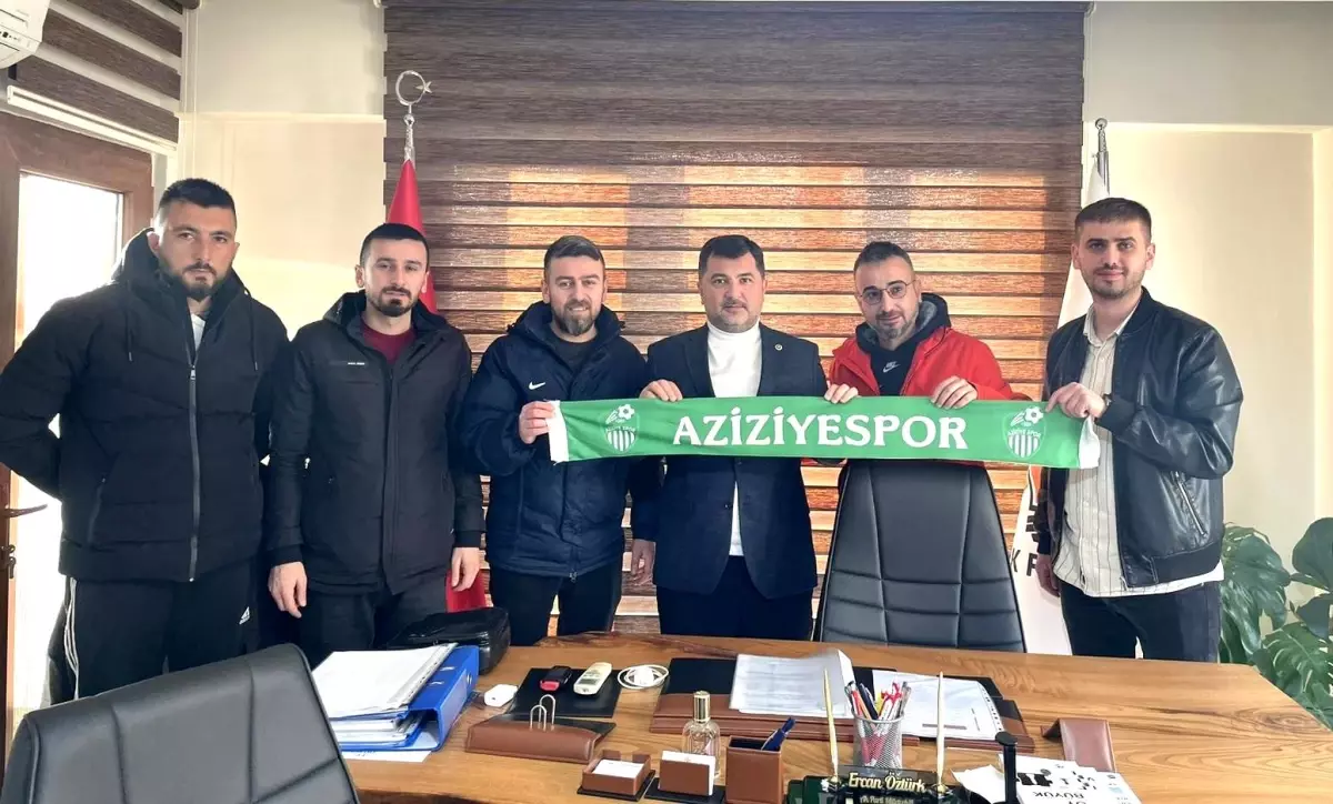 Aziziyespor Yönetimi Milletvekili Ercan Öztürk\'ü Ziyaret Etti