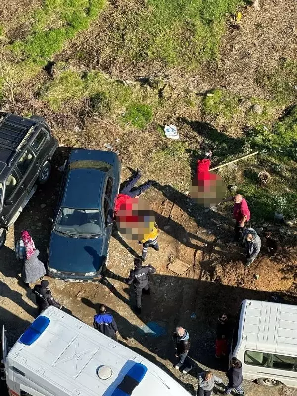 Arhavi'de Boşanma Aşamasındaki Kadın Tabanca İle Öldürüldü