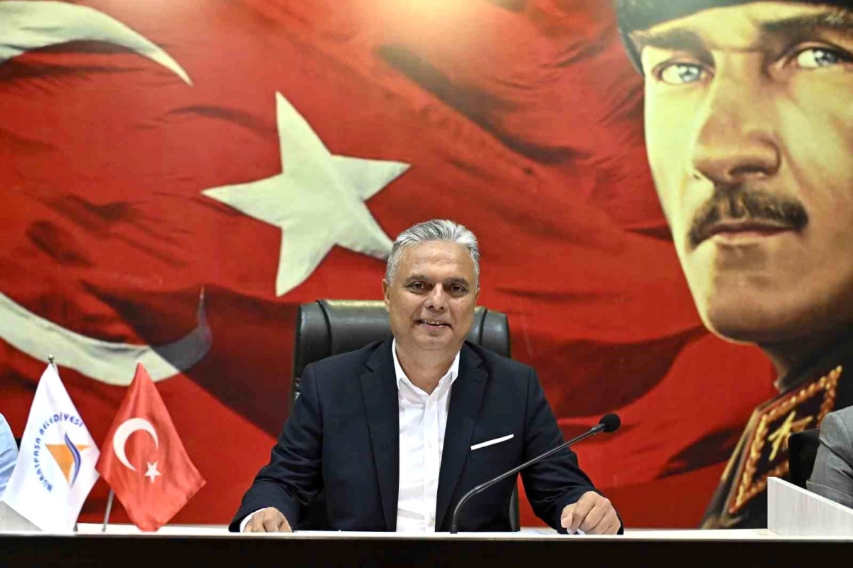 CHP\'nin Antalya Muratpaşa ilçesi belediye başkan adayı Ümit Uysal oldu