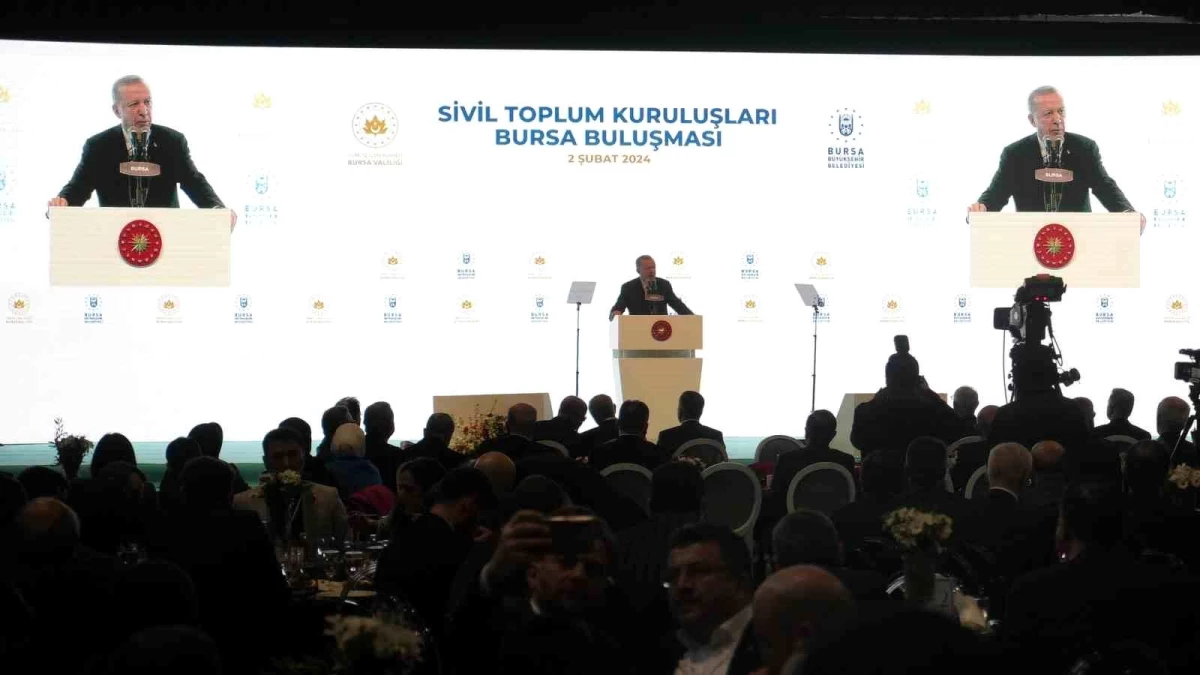 Cumhurbaşkanı Erdoğan: "Türkiye\'nin ve Türk Milleti\'nin verilmiş sadakası olduğunu gün geçtikçe göreceğiz"
