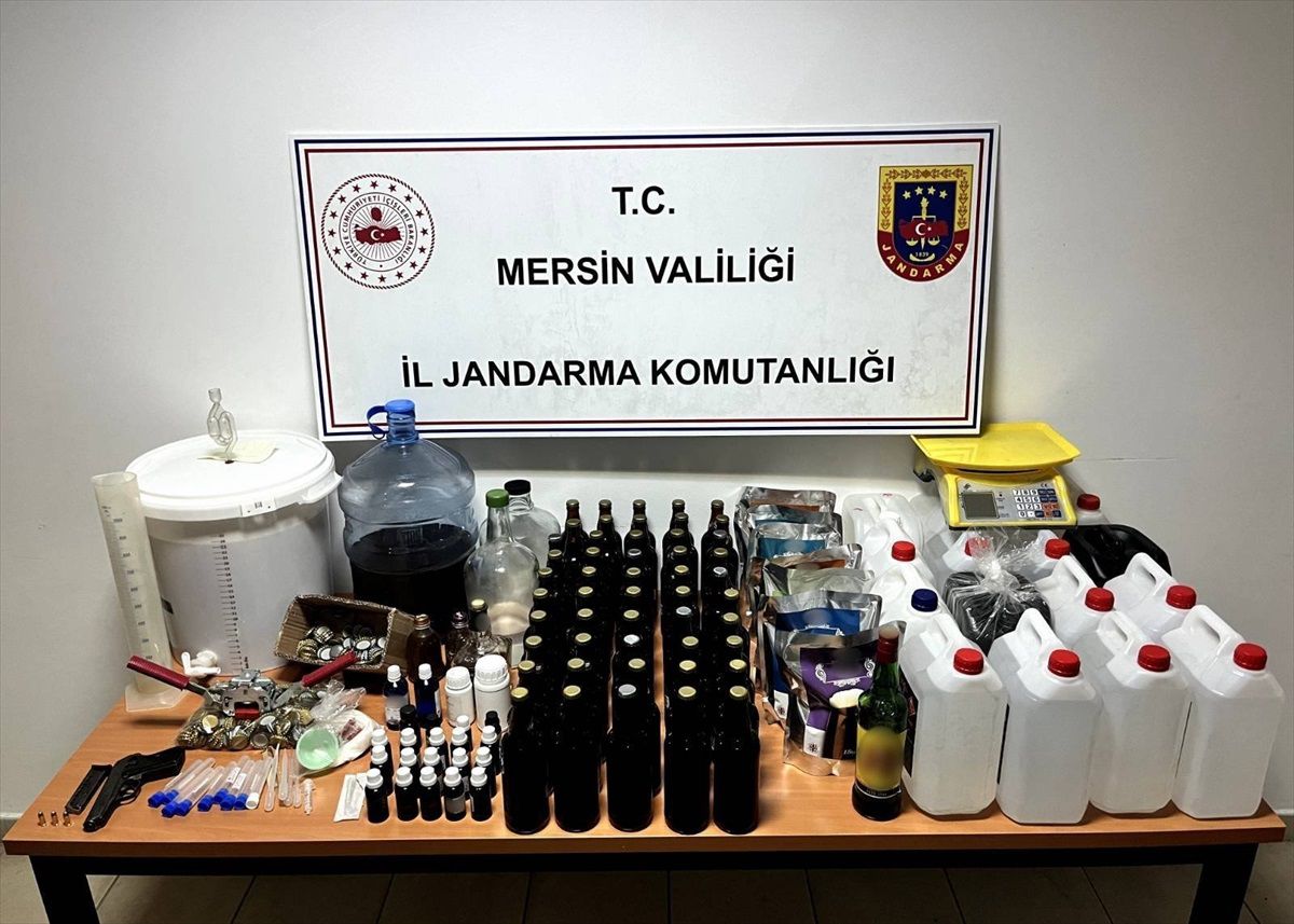 Mersin\'de 157 litre sahte içki ele geçirildi, bir şüpheli gözaltına alındı