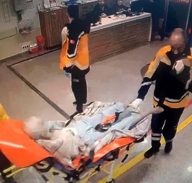 Özel hastanede hastanın oksijeni kesildi iddiası! 'Babamı ölüme terk ettiler' Özel hastanede hastanın oksijeni kesildi iddiası! 'Babamı ölüme terk ettiler'
