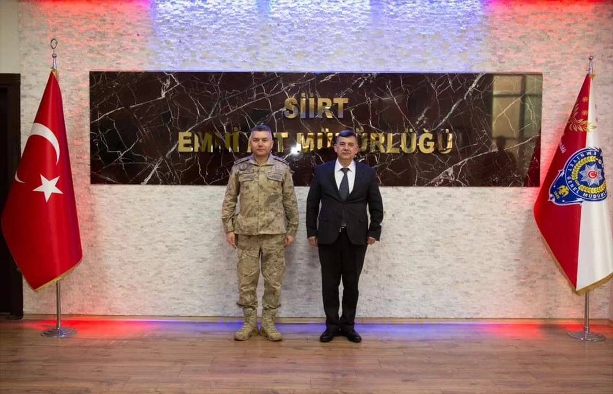 Siirt İl Jandarma Komutanı Tuğgeneral Emrullah Büyük, İl Emniyet Müdürü Necmettin Öztürk\'ü ziyaret etti