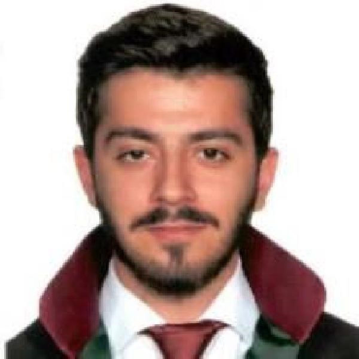 Avukat, Piyasa Fiyatının Altında Otomobil Vaadiyle 25 Kişiyi Dolandırdı