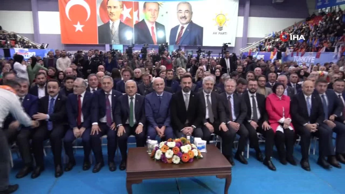 AK Parti, Ordu\'da belediye başkan adaylarını tanıttı