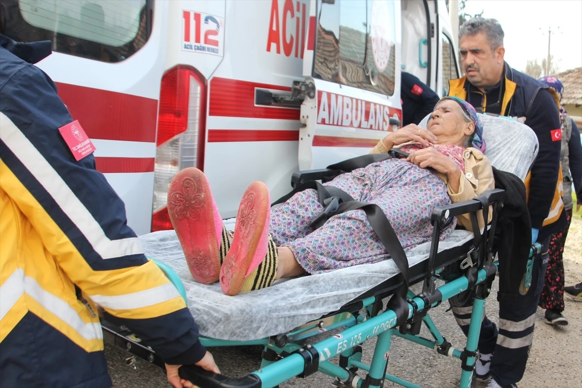 Serik\'te çıkan yangında yaralanan kadın hastaneye kaldırıldı