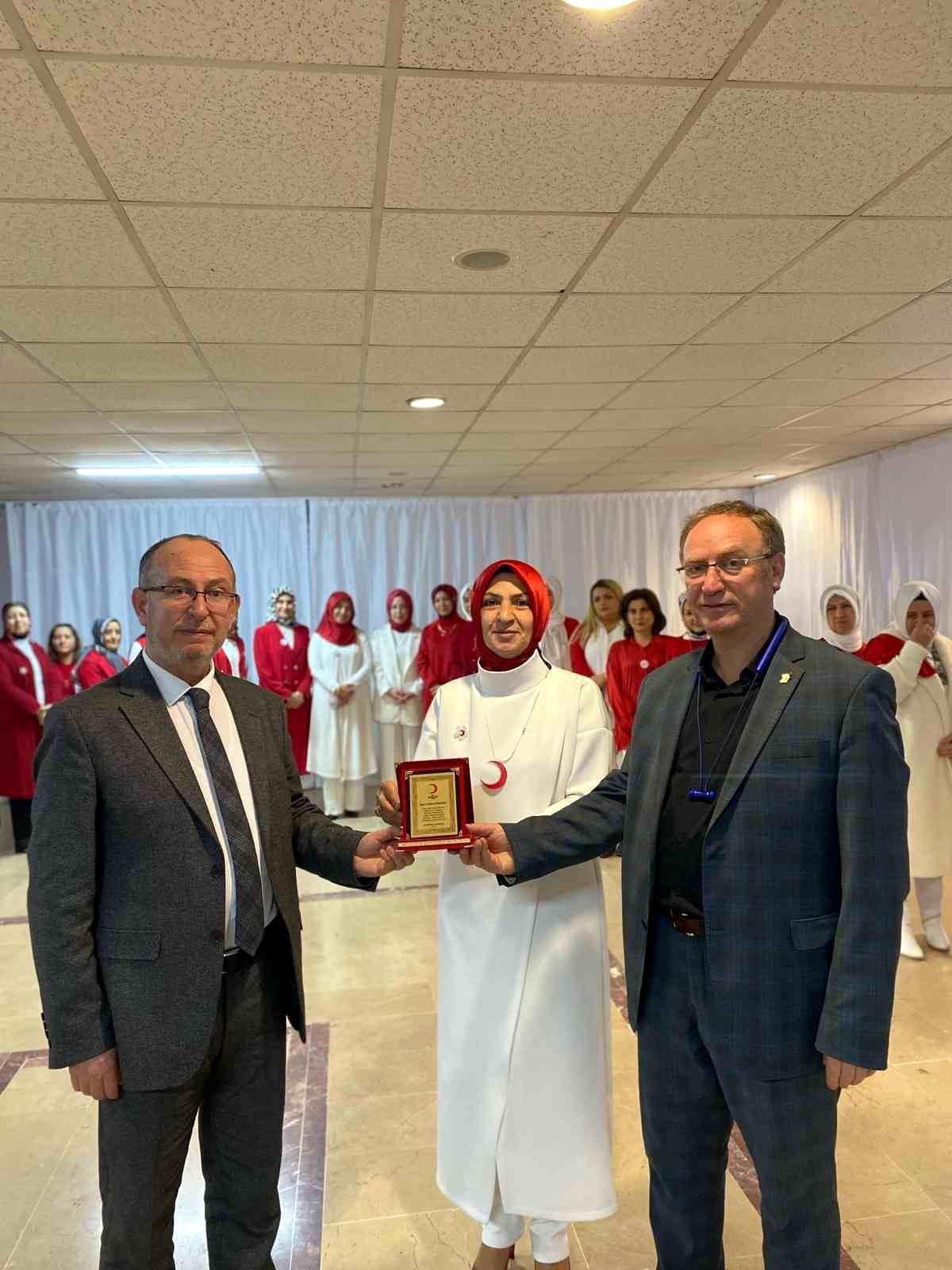 Çorum Kızılay Kadın Teşkilatı Türkiye Birincisi